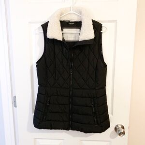 Calvin Klein Women's Black Quilted Vest with Cream Collar size M